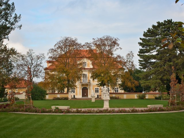 Zámecký park 8
